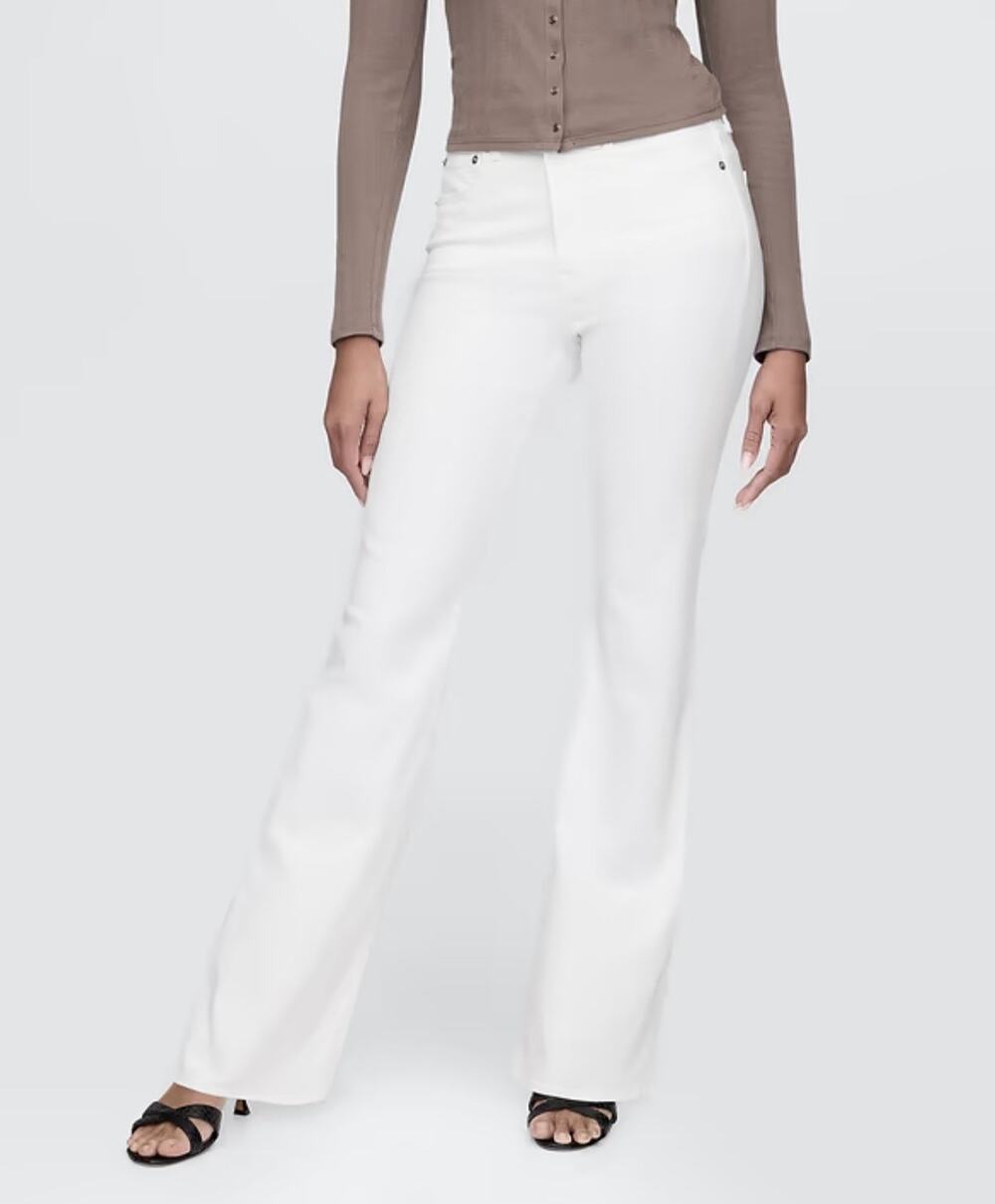 GAP Women’s 70s Flare High Rise Jeans Optic White Sz 29/8 Short New With Tags